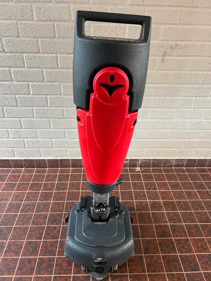 Compacte schrobzuigmachine Hako, Doe-het-zelf en Verbouw, Reinigingsmachines, Zo goed als nieuw, Ophalen