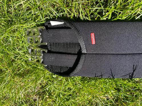 Singel Veelzijdigheids/Springen 100 cm neopreen Premiere, Dieren en Toebehoren, Paarden en Pony's | Hoofdstellen en Tuigage, Zo goed als nieuw