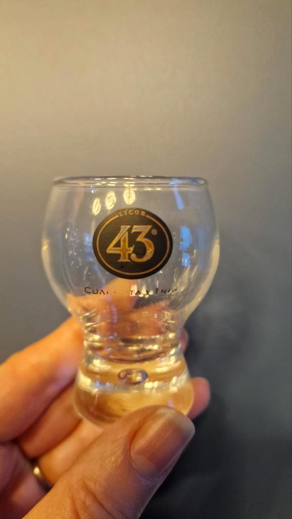 2 kleine Licor 43 glaasjes, Verzamelen, Merken en Reclamevoorwerpen, Zo goed als nieuw, Gebruiksvoorwerp, Ophalen of Verzenden