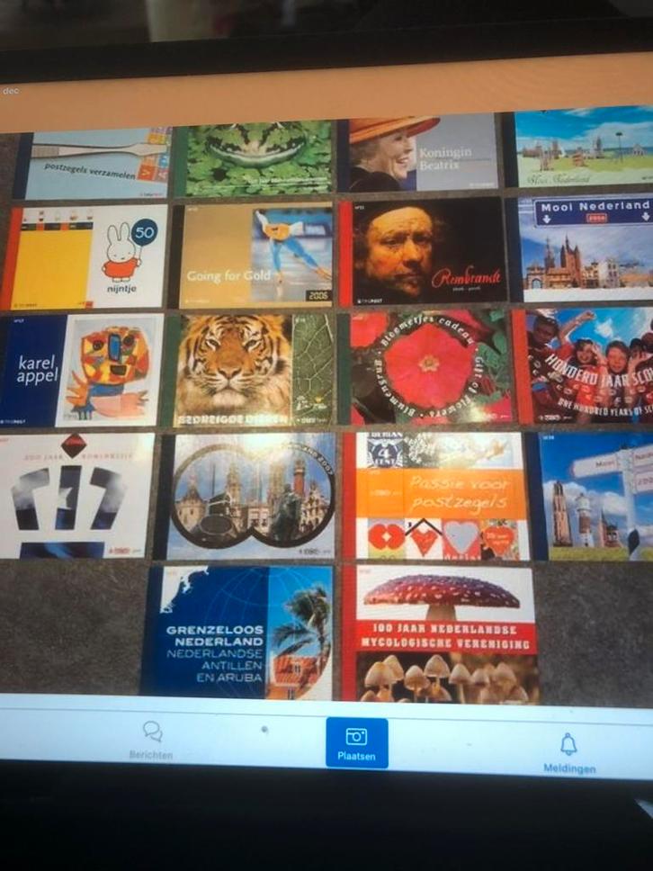 Voor de Verzamelaar!!!150 pretige mapjes ook dubbelen Bod!!, Postzegels en Munten, Postzegels | Toebehoren, Overige typen, Verzenden