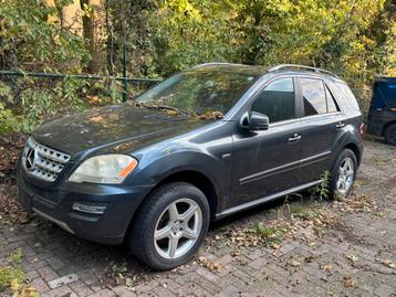 Mercedes-Benz ML 350 V6 diesel  Motorschade beschikbaar voor biedingen