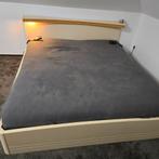 Tweepersoonsbed met electrische lattenbodems, Huis en Inrichting, Ophalen, Beige, Tweepersoons, 180 cm