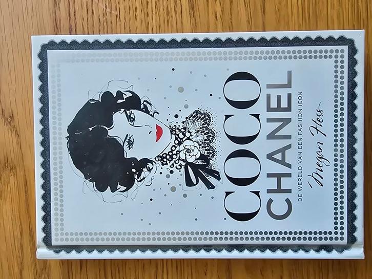 Megan Hess - Coco Chanel, Boeken, Mode, Zo goed als nieuw, Mode algemeen, Ophalen of Verzenden