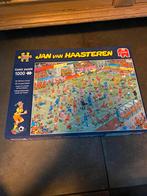 Jan van Haasteren - WK Vrouwenvoetbal - 1000 Stukjes, Ophalen of Verzenden, Zo goed als nieuw, Legpuzzel
