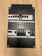 ABB Bushboard Groepenkast 1 Fase, Doe-het-zelf en Verbouw, Elektra en Kabels, Ophalen of Verzenden, Gebruikt, Overige typen