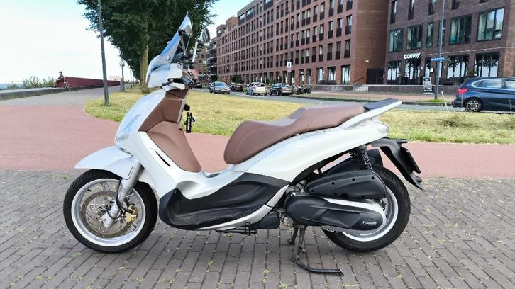 Piaggio Beverly 350 ABS ASR, Motoren, Motoren | Piaggio, Particulier, Scooter, 12 t/m 35 kW, 1 cilinder, Ophalen
