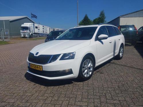 Skoda Octavia Combi 1.6 TDI Greentech ! EXPPORTPRIJS EX BPM, Auto's, Skoda, Particulier, Te koop, Octavia, ABS, Adaptive Cruise Control