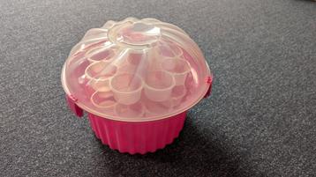Cupcake houder/bewaardoos voor 24 cupcakes beschikbaar voor biedingen