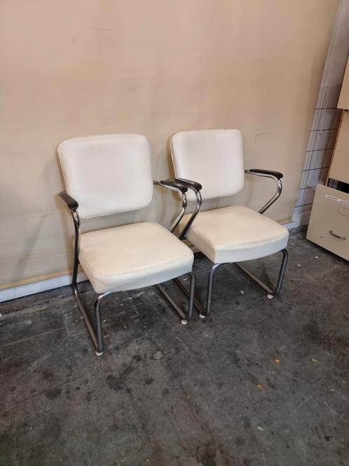 Buisframe fauteuils jaren 60 paperclip chroom skai, Huis en Inrichting, Stoelen, Zo goed als nieuw, Ophalen