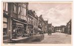 Hoorn jaren '20. Echtpaar Blokker staat voor de winkel aan, Verzamelen, Ansichtkaarten | Nederland, Ophalen of Verzenden, 1920 tot 1940