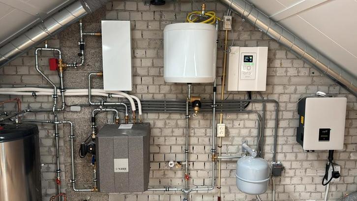 Toilet renovatie. CV ketel installatie. Airco. Warmtepompen, Diensten en Vakmensen, Loodgieters en Installateurs, Installatie