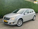 Opel Astra 1.6 Temptation /AIRCO/CRUISE/TREKHAAK/RIJDTGOED!/, Origineel Nederlands, Te koop, Zilver of Grijs, 5 stoelen