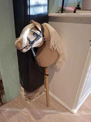 Hobby horse beschikbaar voor biedingen