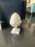 Leuke decoratieve dennenappel, Ophalen of Verzenden, Zo goed als nieuw