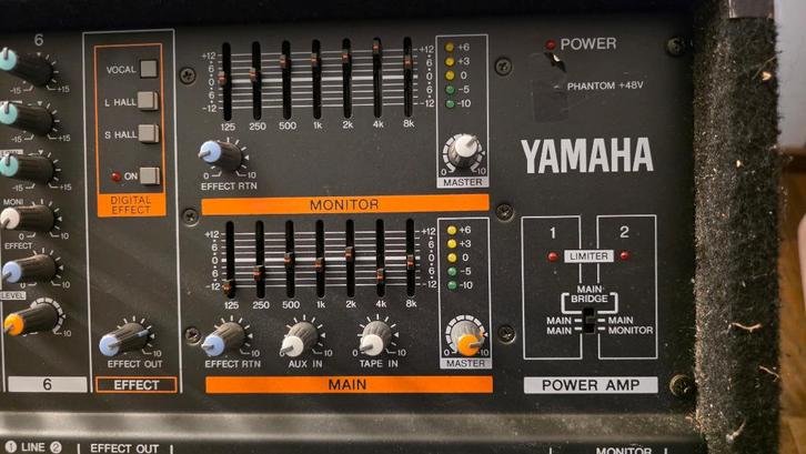 Yamaha EMX 640 Powerd mixer met 2 DAP speakers, Muziek en Instrumenten, Versterkers | Bas en Gitaar, Gebruikt, Minder dan 50 watt