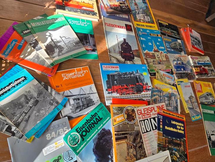 Oude modeltreinen catalogi, Fleischmann, Märklin, Faller enz, Hobby en Vrije tijd, Modeltreinen | H0, Gebruikt, Fleischmann, Ophalen of Verzenden