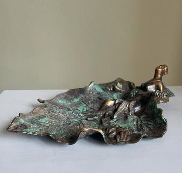 Vide-poche, bronzen klein blad.  beschikbaar voor biedingen