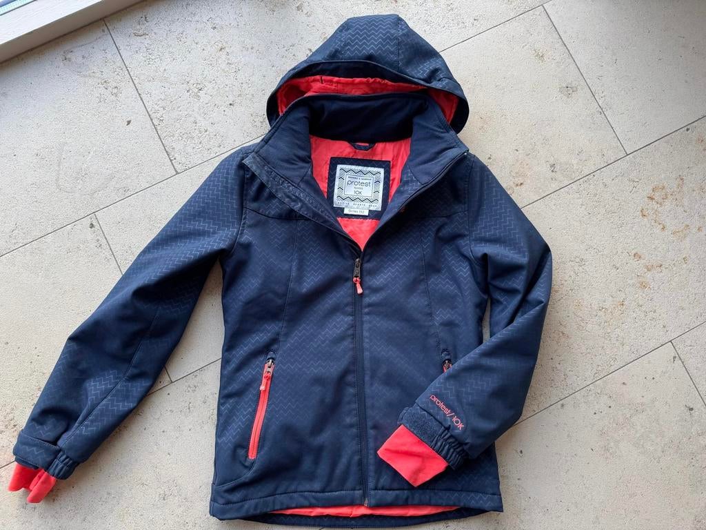 Skijas meisje merk protest, Ophalen, Zo goed als nieuw, Meisje, Jas