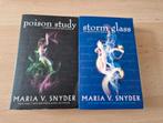 Boeken maria v snyder poison study storm glass fantasy, Boeken, Ophalen of Verzenden, Zo goed als nieuw