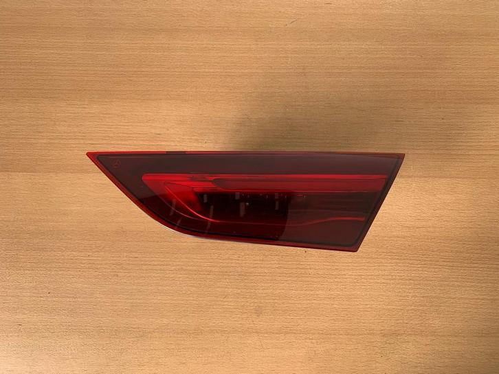 achterlicht Rechts op achterklep mercedes CLA combi 2019+, Auto-onderdelen, Verlichting, Mercedes-Benz, Gebruikt, Ophalen of Verzenden