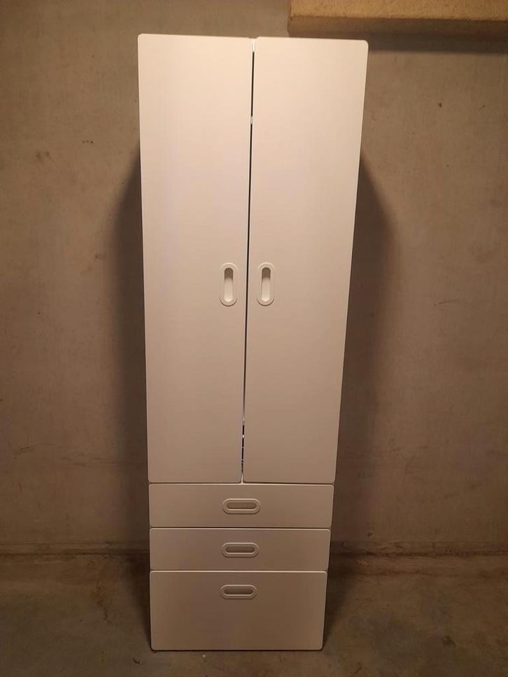 Te koop, witte ikea stuva/smastad kledingkast 192x60x50cm, Huis en Inrichting, Kasten | Lockerkasten, Zo goed als nieuw, Ophalen