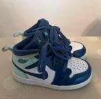 Jordan 1 mystic navy mint foam, Jongen of Meisje, Schoenen, Ophalen of Verzenden, Zo goed als nieuw