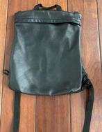 Stijlvolle leren rugtas/schoudertas van COS, Ophalen of Verzenden, Nieuw, Overige merken, 45 tot 60 cm