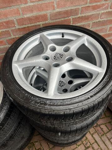 Porsche  997 sportvelgen 18 inch beschikbaar voor biedingen