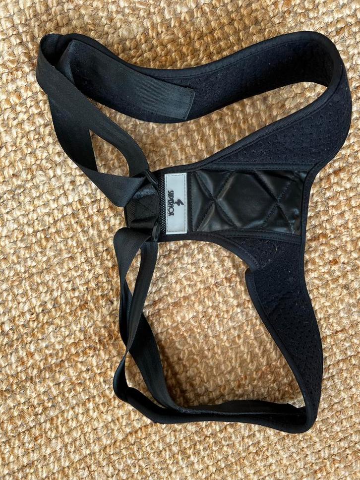 Houding Corrector - Rug Rechthouder, Sport en Fitness, Fitnessmaterialen, Zo goed als nieuw, Overige typen, Rug, Ophalen