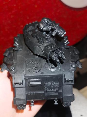 Warhammer 40k Baal Predator Blood Angels beschikbaar voor biedingen