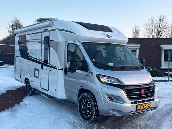 Bürstner bj2019 Enkele bedden euro 6 Fiat 52.055 km, Caravans en Kamperen, Campers, Particulier, tot en met 4, Half-integraal