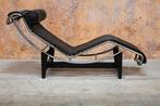 AlsNIEUW! zwarte leren Cassina LC 4 design chaise longue, Cassina, Eenpersoons, Minder dan 75 cm, Design