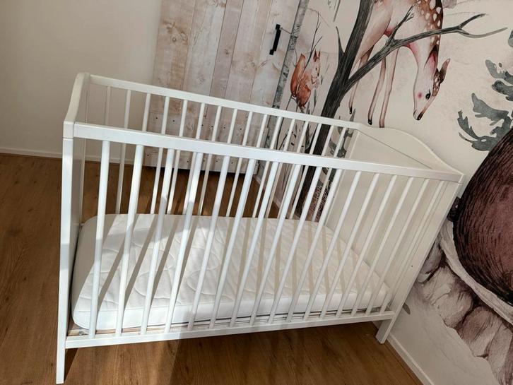 1x ikea ledikant wit kinderbedje, Kinderen en Baby's, Kinderkamer | Bedden, Zo goed als nieuw, Minder dan 140 cm, Minder dan 70 cm