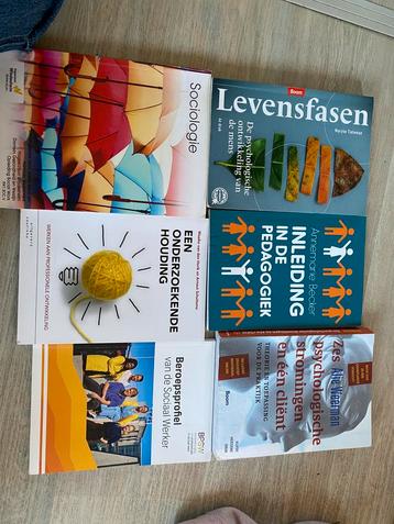 Boeken Social Work beschikbaar voor biedingen
