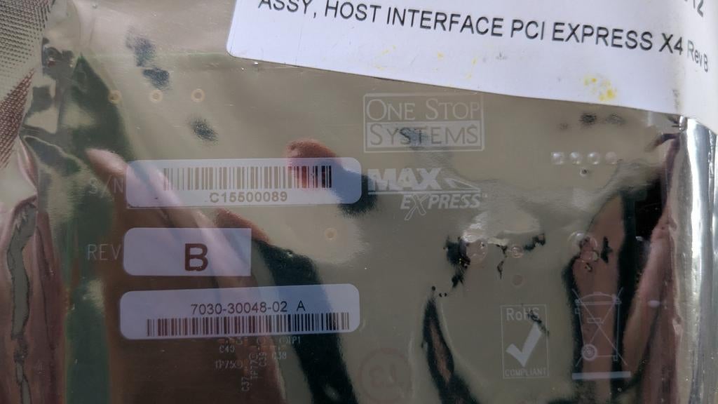 Avid PCIe x4 Hostadapter nieuw, Ophalen of Verzenden, Zo goed als nieuw