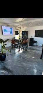 Bartafel met 6 krukken te koop, Huis en Inrichting, Barkrukken, 5 krukken of meer, Met voetsteun, 60 tot 90 cm, Leer