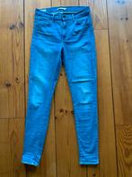 Maat 30. Broek van Levi’s . Super skinny. 720., Blauw, Ophalen of Verzenden, Zo goed als nieuw, W30 - W32 (confectie 38/40)