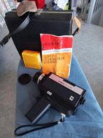 8 mm filmcamera met nieuwe film, projector en scherm, Ophalen, Gebruikt