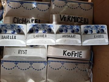 mayolica porceleyn beschikbaar voor biedingen