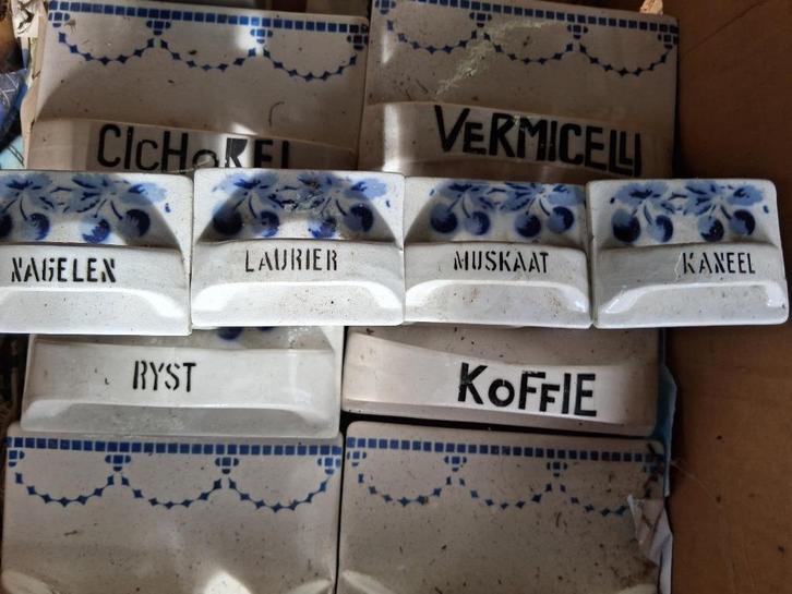 mayolica porceleyn, Antiek en Kunst, Antiek | Keramiek en Aardewerk, Ophalen of Verzenden