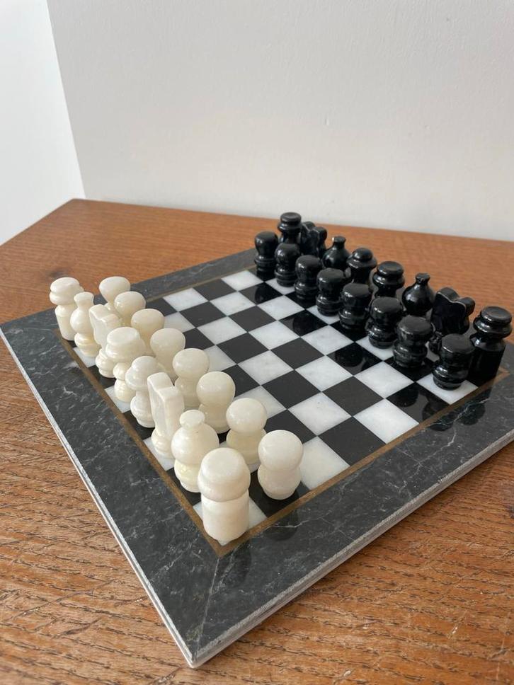 Marmer Schaakspel - Elegant en Tijdloos, Hobby en Vrije tijd, Gezelschapsspellen | Bordspellen, Zo goed als nieuw, Ophalen of Verzenden