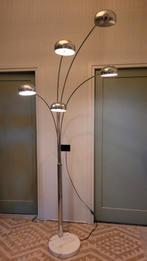 Te koop leuke vloerlamp., Huis en Inrichting, Lampen | Vloerlampen, Ophalen, Gebruikt, 150 tot 200 cm