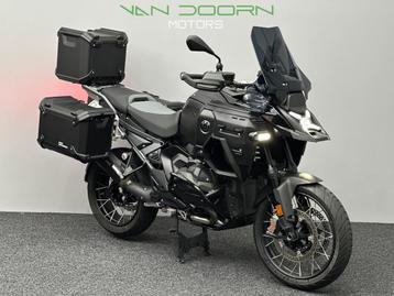 BMW R 1300 GS Adventure | BTW | Triple Black | Akrapovic | A beschikbaar voor biedingen