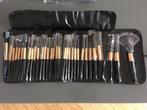 make-up kwasten  luxe set 32 stuks brush / oog in leren tas, Sieraden, Tassen en Uiterlijk, Uiterlijk | Cosmetica en Make-up, Nieuw