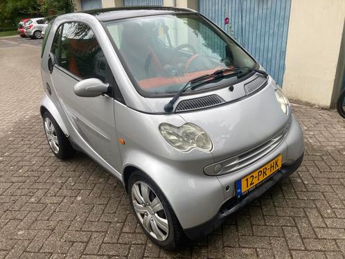 Smart 0.7 City Coupe 45KW AUT 2004 Grijs, Auto's, Smart, Particulier, ForTwo, Climate control, Panoramadak, Radio, Benzine, Euro 4