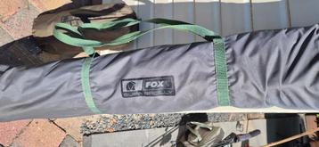 Fox supa brolly met haringen en grondzeil beschikbaar voor biedingen