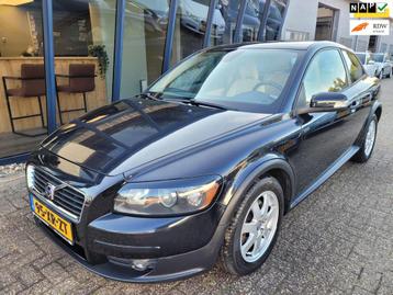 Volvo C30 2.5 T5 Momentum Automaat 230PK / NL Auto / Youngti beschikbaar voor biedingen