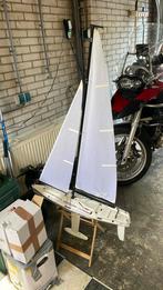 Bestuurbare Zeilboot met flysky fs-i6, Hobby en Vrije tijd, Modelbouw | Boten en Schepen, Ophalen, Zo goed als nieuw
