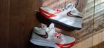Basketbal schoenen sneakers, Ophalen of Verzenden, Zo goed als nieuw, Schoenen
