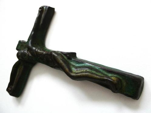 Een kruis / kruisbeeld met corpus Jezus keramiek eilat groen, Antiek en Kunst, Antiek | Religie, Ophalen of Verzenden
